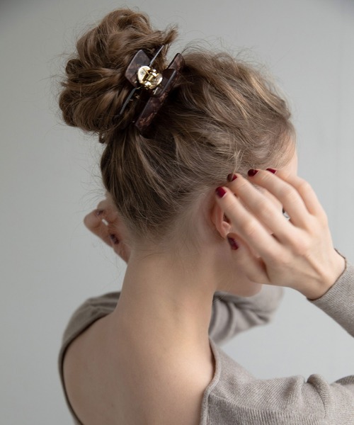 MIELI INVARIANT(ミエリインヴァリアント)の「Marble Stone Hair Clip(バレッタ/ヘアクリップ・レディース・ブラウン/ブラック/ベージュ系その他・FREE)」の8枚目の写真