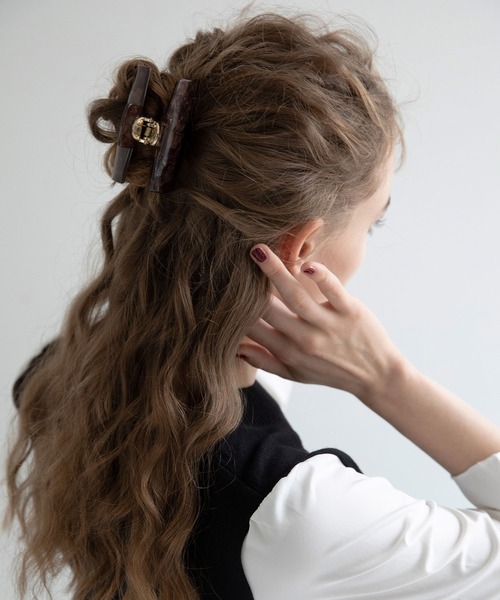 MIELI INVARIANT(ミエリインヴァリアント)の「Marble Stone Hair Clip(バレッタ/ヘアクリップ・レディース・ブラウン/ブラック/ベージュ系その他・FREE)」の9枚目の写真