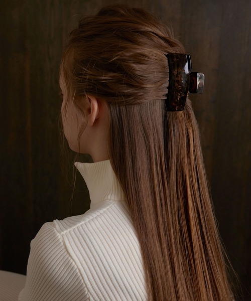MIELI INVARIANT(ミエリインヴァリアント)の「Marble Stone Hair Clip(バレッタ/ヘアクリップ・レディース・ブラウン/ブラック/ベージュ系その他・FREE)」の10枚目の写真