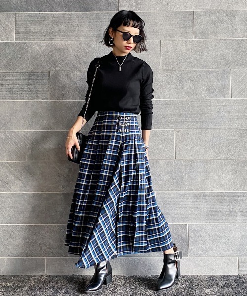 PAGEBOY（ページボーイ）の「ビットチェックフレアスカート3（スカート・レディース・ブラウン/ネイビー・FREE）」の6枚目の写真