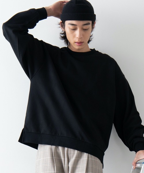 WEGO（ウィゴー）の「WEGO/【裏毛】サイドスリットビッグシルエットプルオーバースウェット（スウェット・メンズ・ホワイト/ブラック/ベージュ/グリーン系その他/ブルー系その他/レッド系その他・SMALL/MEDIUM/LARGE）」の3枚目の写真