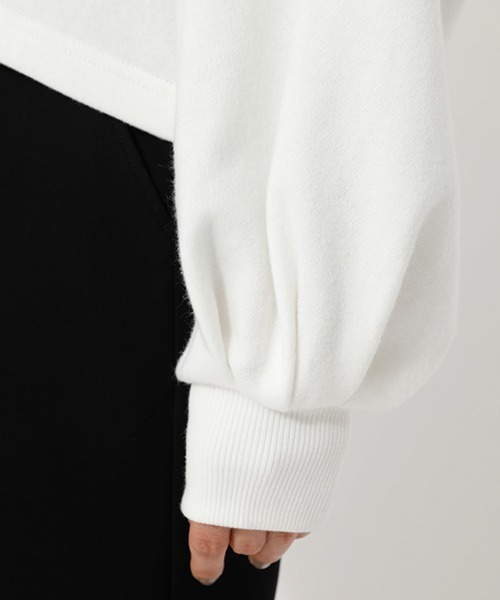 AZUL by moussy(アズールバイマウジー)の「SHORT LOOSE HOODIE/ショートルーズフーディ(パーカー・レディース・ベージュ/オフホワイト・SMALL/MEDIUM)」の9枚目の写真