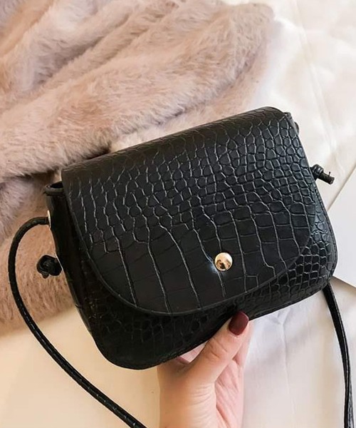 SMILE ORCHID（スマイルオーキッド）の「ミニショルダーバッグ（ショルダーバッグ・レディース・ブラック/ダークブラウン/ベージュ/ブラウン/グリーン/ワインレッド/ブラック系その他/チョコ/ブラウン系その他/ホワイト/パープル/アイボリー/グリーン系その他・FREE）」の5枚目の写真