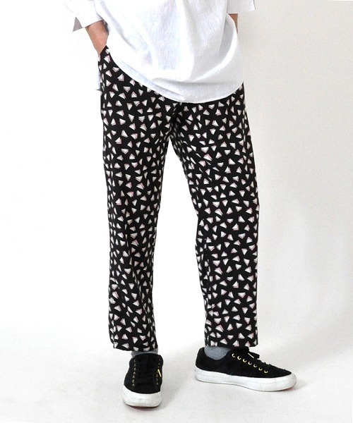 UP START（アップスタート）の「総柄イージーパンツ（その他パンツ・メンズ・ブラック系その他/ホワイト系その他/ブラウン系その他・MEDIUM/LARGE）」の6枚目の写真