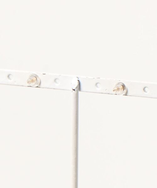 ESTELLE(エステール)の「K18 イエローゴールド ピアス (4mm) ESTELLE/エステール(ピアス(両耳用)・レディース・イエローゴールド・-)」の5枚目の写真