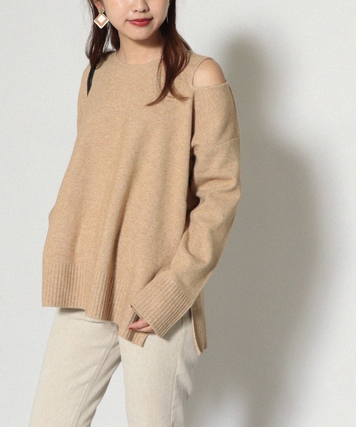 Cheek（チーク）の「ショルダースリットアシメニット（ニット/セーター・レディース・チャコールグレー/モカ/ベージュ・MEDIUM）」の3枚目の写真