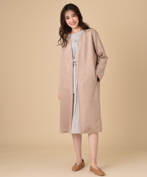 INTERPLANET（インタープラネット）の「パウダーサテンギャザーワンピース（ワンピース・レディース・グレイッシュベージュ/ミント/ネイビー・FREE）」の6枚目の写真