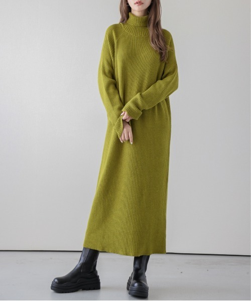 SUGAR BISKET（シュガービスケット）の「タートルネックリブニットロングワンピ（ワンピース・レディース・アイボリー/ブラウン/チャコールグレー/ブラック/オレンジ/ブルーグリーン/ライム・フリー）」の5枚目の写真