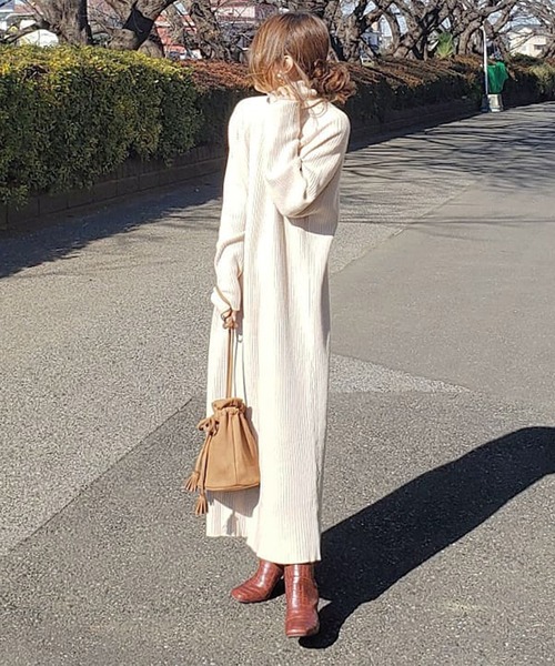 SUGAR BISKET（シュガービスケット）の「タートルネックリブニットロングワンピ（ワンピース・レディース・アイボリー/ブラウン/チャコールグレー/ブラック/オレンジ/ブルーグリーン/ライム・フリー）」の16枚目の写真