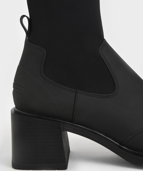CHARLES & KEITH(チャールズ & キース)の「ブロックヒール CHARLES & KEITH(チャールズ & キース)の「ブロックヒール