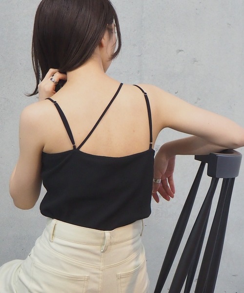 tiptop（ティップトップ）の「2021SS テレコバッククロスキャミソール（キャミソール・レディース・アイボリー/ブラック/モカ/オフホワイト/キナリ/スミクロ・FREE）」の5枚目の写真