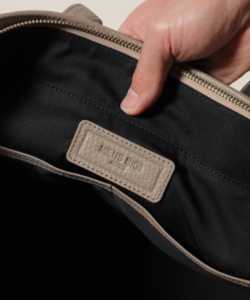 MEN'S BIGI（メンズビギ）の「メンズビギオリジナルデザイン　撥水レザートートバッグ（トートバッグ・メンズ・ベージュ/ネイビー・FREE）」の10枚目の写真