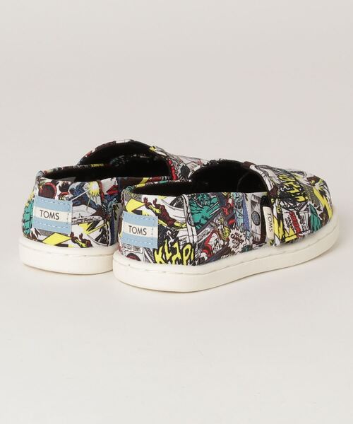 TOMS（トムス）の「TOMS Marvel Alpargata / トムス マーベル アルパルガータ（スニーカー・キッズ・マルチ・14.0cm/13.0cm/17.5cm/15.0cm/16.0cm）」の2枚目の写真