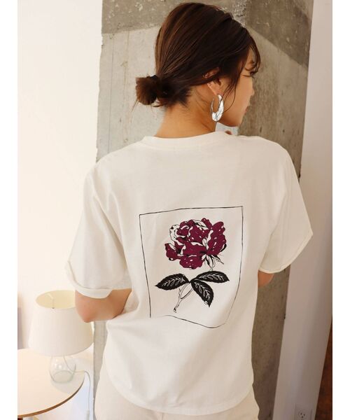 MURUA（ムルーア）の「【MURUA×山代エンナ】プリントTシャツ（Tシャツ/カットソー・レディース・ホワイト/ブラック/パープル・FREE）」の11枚目の写真