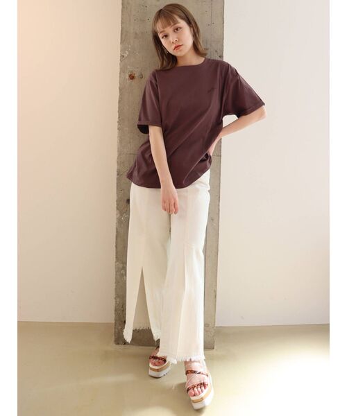 MURUA（ムルーア）の「【MURUA×山代エンナ】プリントTシャツ（Tシャツ/カットソー・レディース・ホワイト/ブラック/パープル・FREE）」の19枚目の写真