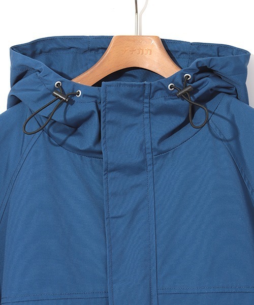 チチカカ(チチカカ)の「【ユニセックス】ナバホマウンテンパーカー(マウンテンパーカー・メンズ・ブラック/ブルー・MEDIUM/LARGE)」の11枚目の写真