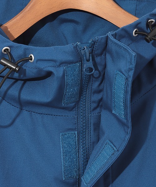 チチカカ(チチカカ)の「【ユニセックス】ナバホマウンテンパーカー(マウンテンパーカー・メンズ・ブラック/ブルー・MEDIUM/LARGE)」の13枚目の写真