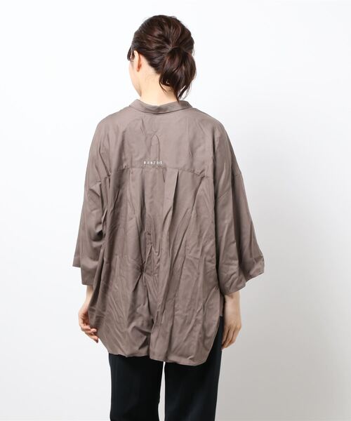 Rydia（リディア）の「タックワイドシャツ（シャツ/ブラウス・レディース・モカ/スミクロ/オフホワイト・M）」の8枚目の写真