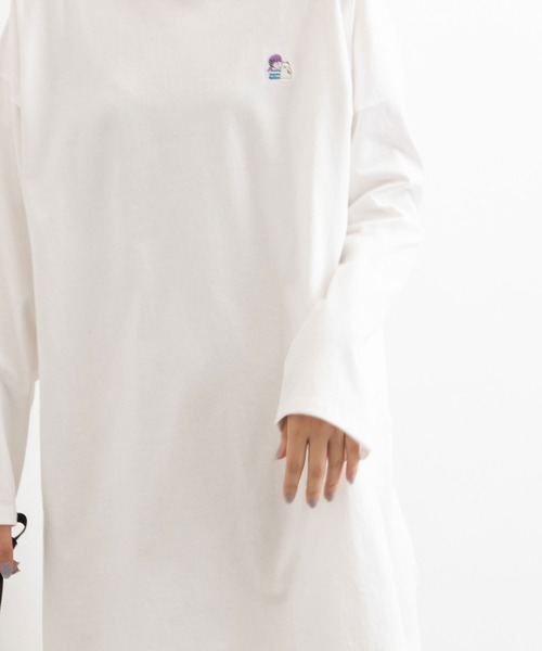 POU DOU DOU(プードゥドゥ)の「USコットンワイドチュニックTee(Tシャツ/カットソー・レディース・ブラック/スミクロ/ブルー/オフホワイト・3)」の5枚目の写真