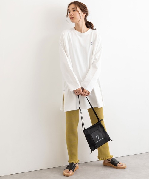 POU DOU DOU(プードゥドゥ)の「USコットンワイドチュニックTee(Tシャツ/カットソー・レディース・ブラック/スミクロ/ブルー/オフホワイト・3)」の7枚目の写真