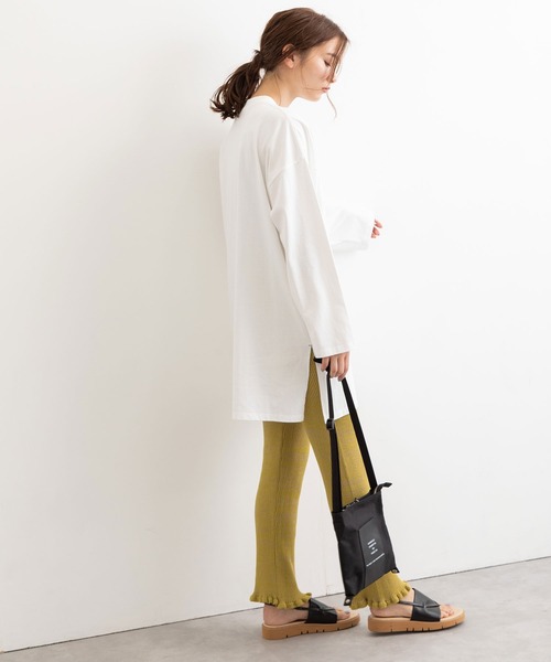 POU DOU DOU(プードゥドゥ)の「USコットンワイドチュニックTee(Tシャツ/カットソー・レディース・ブラック/スミクロ/ブルー/オフホワイト・3)」の9枚目の写真