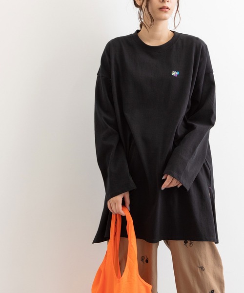 POU DOU DOU(プードゥドゥ)の「USコットンワイドチュニックTee(Tシャツ/カットソー・レディース・ブラック/スミクロ/ブルー/オフホワイト・3)」の12枚目の写真