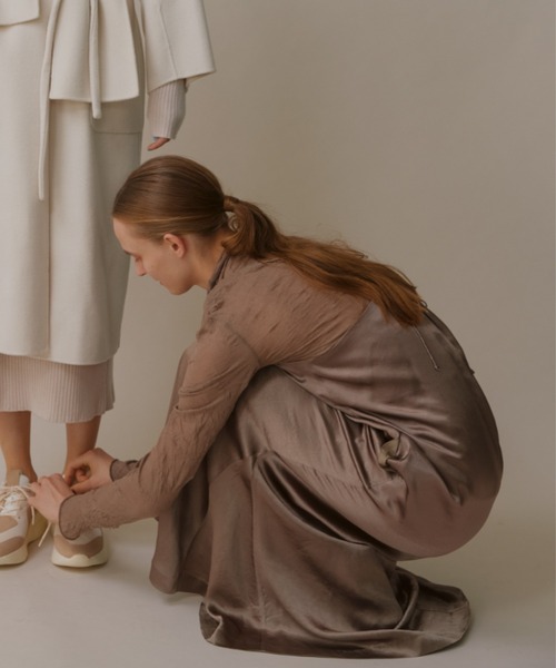 emmi（エミ）の「【emmi atelier】シアートップス付キャミワンピース（ワンピース・レディース・ブラック/ブルー/モカ・1/0）」の11枚目の写真