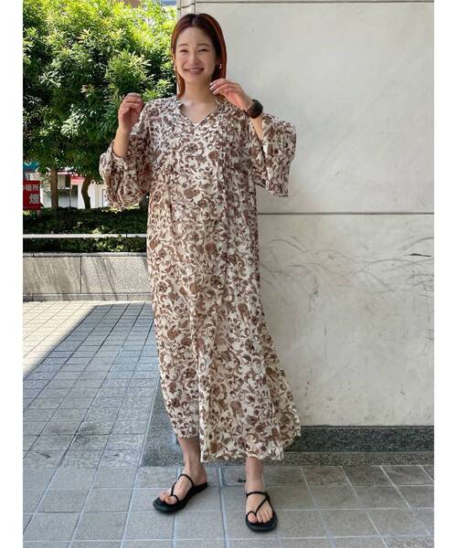 Ungrid(アングリッド)の「シアーフラワーワンピース(ワンピース・レディース・ブラック/アイボリー・FREE)」の13枚目の写真