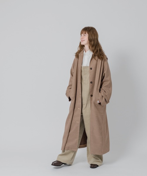 MUHET（ミュエータ）の「コーデュロイオーバーオール（サロペット/オーバーオール・レディース・ベージュ/グリーン・SMALL/MEDIUM/LARGE）」の13枚目の写真