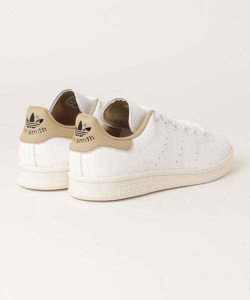 adidas（アディダス）の「スタンスミス [STAN SMITH] アディダスオリジナルス（スニーカー・メンズ・ホワイト系その他・22.5cm/23.5cm/24.5cm/25.5cm/26.5cm/27.5cm/28.5cm/29.5cm/30.0cm/31cm/23.0cm/24.0cm/25.0cm/26.0cm/27.0cm/28.0cm/29.0cm/22.0cm/30.5cm）」の5枚目の写真