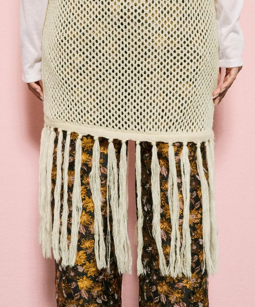 byYOUANCE（バイユアンス）の「メッシュフリンジニットベスト（ベスト・レディース・ブラック/サックスブルー/アイボリー・FREE）」の14枚目の写真