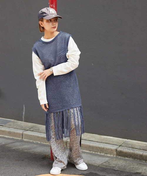 byYOUANCE（バイユアンス）の「メッシュフリンジニットベスト（ベスト・レディース・ブラック/サックスブルー/アイボリー・FREE）」の22枚目の写真