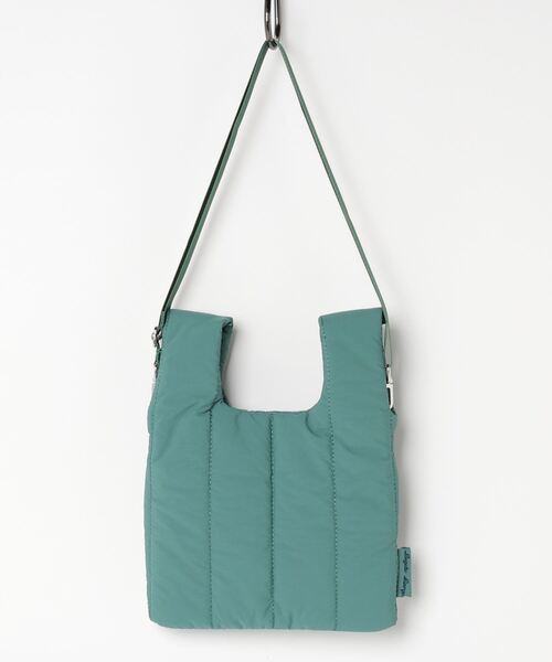 atmos pink（アトモスピンク）の「Legato Largo パウダーキルティング ２ＷＡＹミニショルダー（ショルダーバッグ・レディース・グレー/キャメル/グレー系その他/ブラック/ベージュ・ONE SIZE）」の4枚目の写真