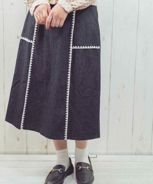Hamble by Par Avion（ハンブルバイパラビオン）の「ステッチスカート（スカート・レディース・ブラック/ネイビー・ONESIZE）」の4枚目の写真