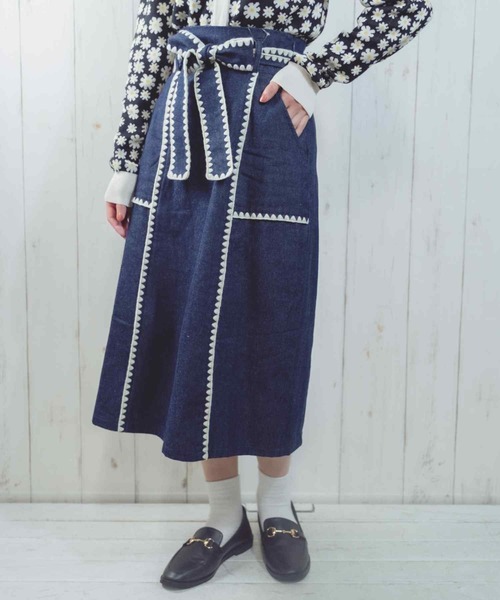 Hamble by Par Avion（ハンブルバイパラビオン）の「ステッチスカート（スカート・レディース・ブラック/ネイビー・ONESIZE）」の3枚目の写真