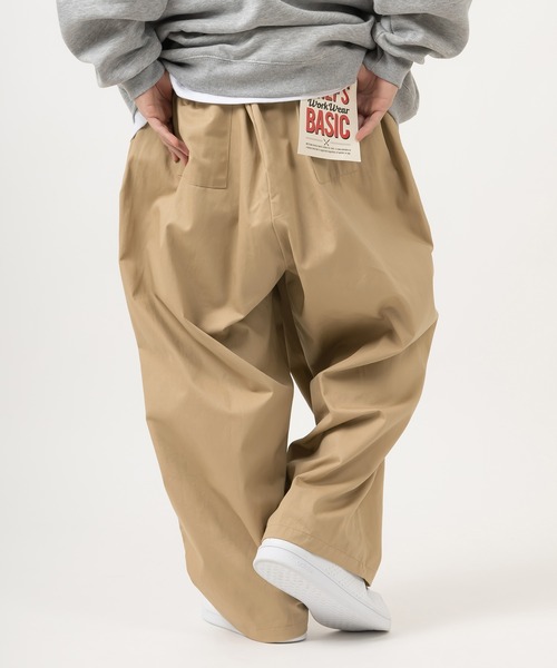 SlashDate(スラッシュデイト)の「タックワイドバルーンパンツ/スケーターパンツ/シェフパンツ/ベイカーパンツ(その他パンツ・メンズ・ホワイト系その他/ブラック系その他/ブラウン系その他/ベージュ系その他/ベージュ/ネイビー/ブラウン/グレー/カーキ/ブルー/アイボリー/ダークインディゴブルー/ブラック/ワンウォッシュ/ブラック系その他2・L/M)」の18枚目の写真