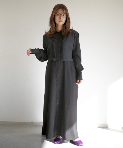 spoon store（スプーンストア）の「フラップレイヤードバンドカラーシャツワンピース（ワンピース・レディース・ブラック/ブラウン/グリーン・フリー）」の2枚目の写真