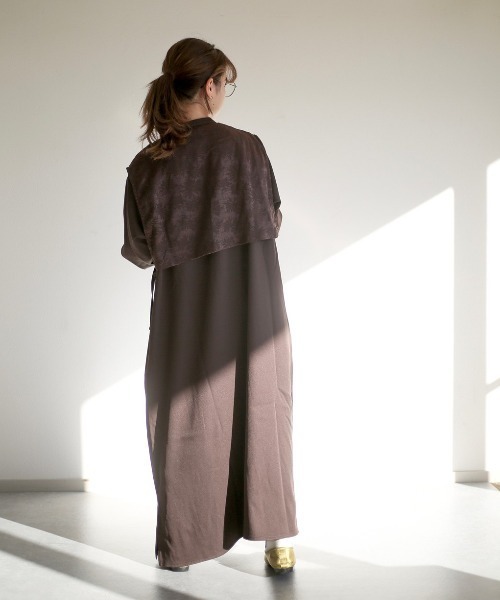 spoon store（スプーンストア）の「フラップレイヤードバンドカラーシャツワンピース（ワンピース・レディース・ブラック/ブラウン/グリーン・フリー）」の17枚目の写真