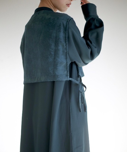 spoon store（スプーンストア）の「フラップレイヤードバンドカラーシャツワンピース（ワンピース・レディース・ブラック/ブラウン/グリーン・フリー）」の5枚目の写真