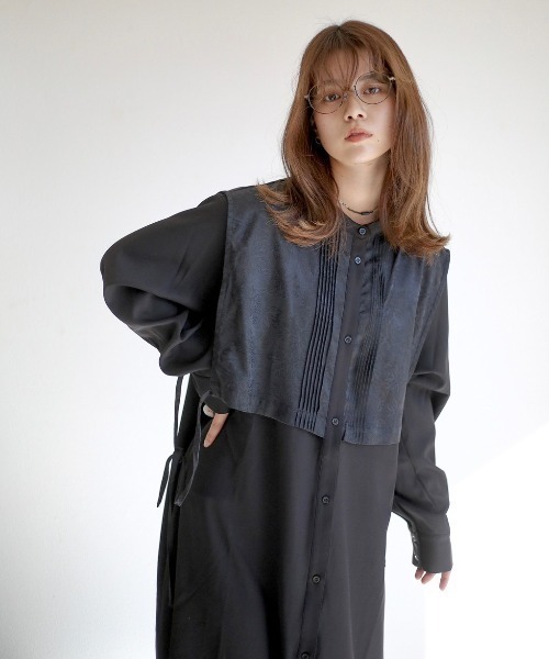 spoon store（スプーンストア）の「フラップレイヤードバンドカラーシャツワンピース（ワンピース・レディース・ブラック/ブラウン/グリーン・フリー）」の19枚目の写真