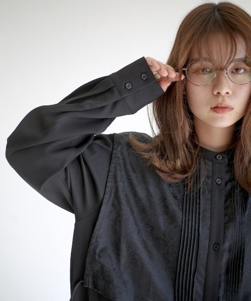 spoon store（スプーンストア）の「フラップレイヤードバンドカラーシャツワンピース（ワンピース・レディース・ブラック/ブラウン/グリーン・フリー）」の13枚目の写真