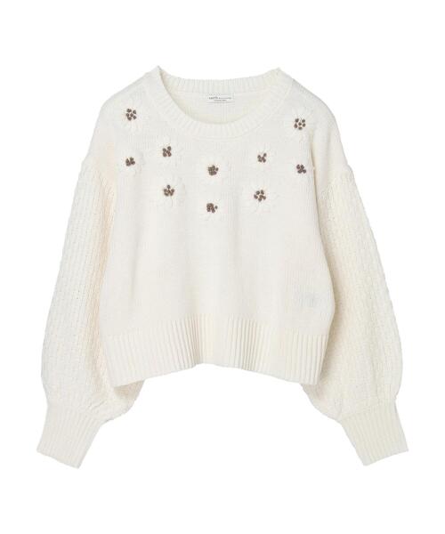 ☆新品・未使用☆デザインブラウス セーター♫モデルさんを参考に♫ セール】フラワー刺繍ニットプルオーバー＊（ニット/セーター