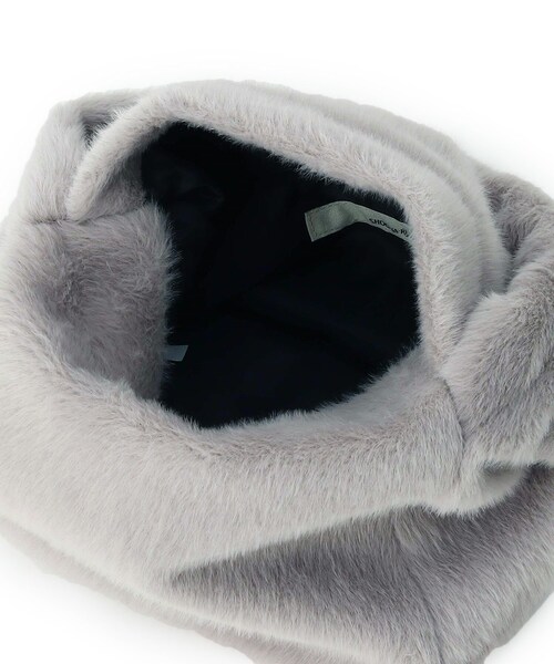 SHOO・LA・RUE（シューラルー）の「◆シャーリングエコファーショルダー（ショルダーバッグ・レディース・サンドベージュ/ナチュラル/ブラウン系/ライトグリーン系・00）」の9枚目の写真