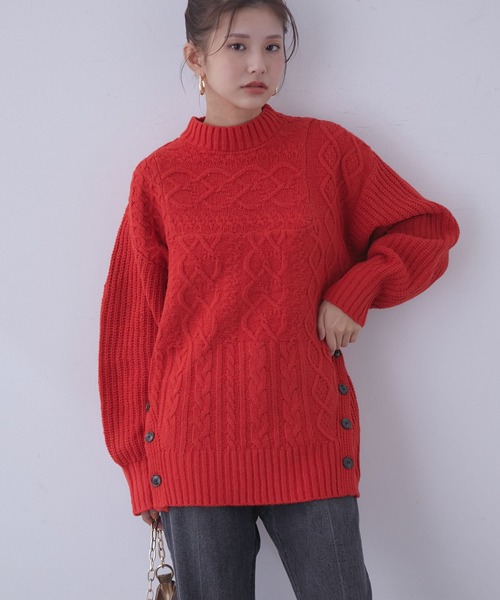 vis-`a-vis（ビサビ）の「【WEB限定】パッチワークケーブルニットプルオーバー（ニット/セーター・レディース・ブラック/ブルー系その他6/レッド/ラベンダー・FREE）」の4枚目の写真