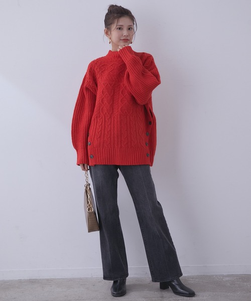 vis-`a-vis（ビサビ）の「【WEB限定】パッチワークケーブルニットプルオーバー（ニット/セーター・レディース・ブラック/ブルー系その他6/レッド/ラベンダー・FREE）」の11枚目の写真