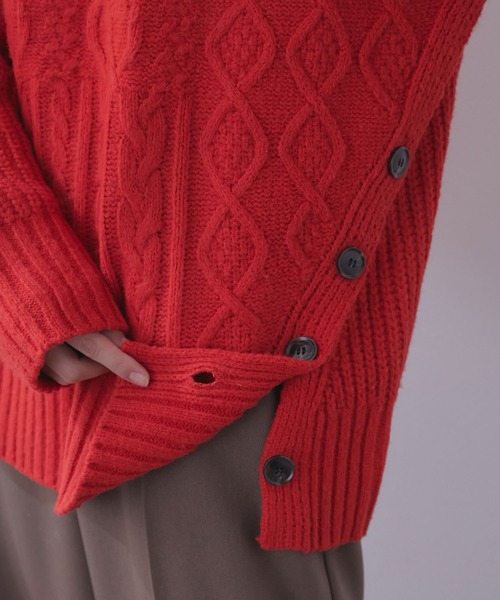 vis-`a-vis（ビサビ）の「【WEB限定】パッチワークケーブルニットプルオーバー（ニット/セーター・レディース・ブラック/ブルー系その他6/レッド/ラベンダー・FREE）」の22枚目の写真