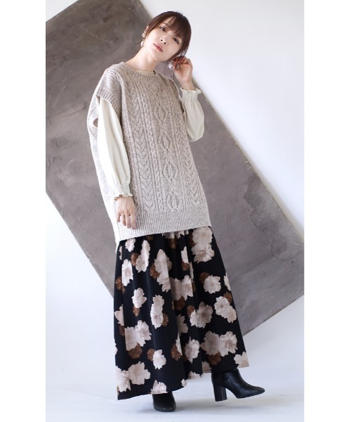 apartment department（アパートメントデパートメント）の「メランジ調 地柄ニット ワイドベスト（ベスト・レディース・チャコール/アイボリー・M）」の12枚目の写真