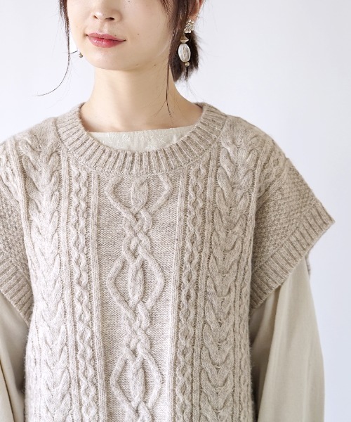 apartment department（アパートメントデパートメント）の「メランジ調 地柄ニット ワイドベスト（ベスト・レディース・チャコール/アイボリー・M）」の13枚目の写真