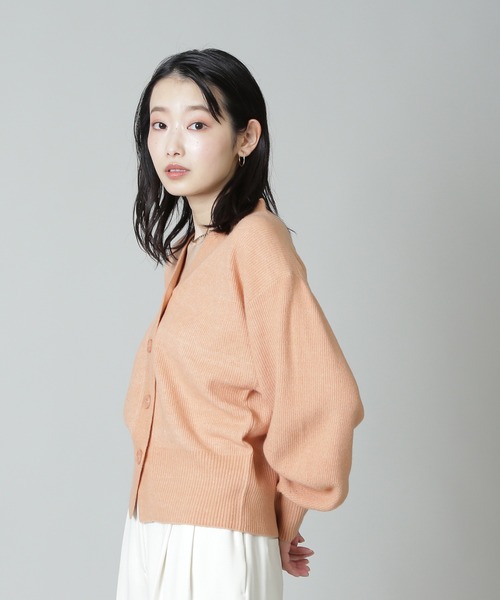 NATURAL BEAUTY BASIC(ナチュラルビューティーベーシック)の「フォルムニットカーディガン(カーディガン/ボレロ・レディース・グレー/オレンジ/オフホワイト・MEDIUM)」の8枚目の写真