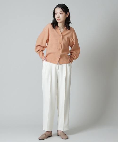 NATURAL BEAUTY BASIC(ナチュラルビューティーベーシック)の「フォルムニットカーディガン(カーディガン/ボレロ・レディース・グレー/オレンジ/オフホワイト・MEDIUM)」の16枚目の写真